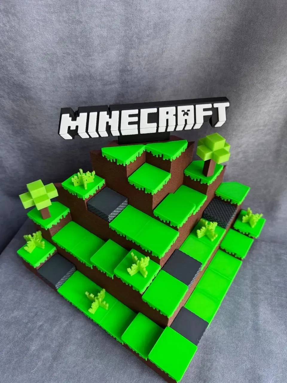 3D Підставка для зберігання всієї колекції фігурок Kinder Joy Minecraft Кіндер Джой, Display Stand для 28 фігурок Майнкрафт
